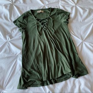 lace up tee